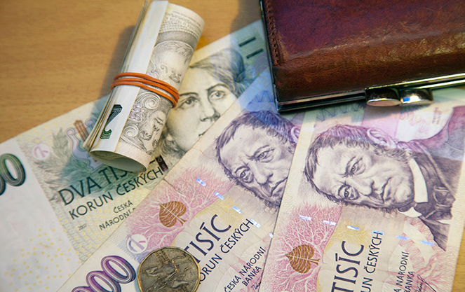 Валюта Чехии: финансовые советы туристам в 2023 году