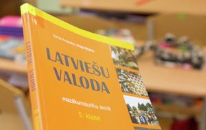 язык общения в Латвии