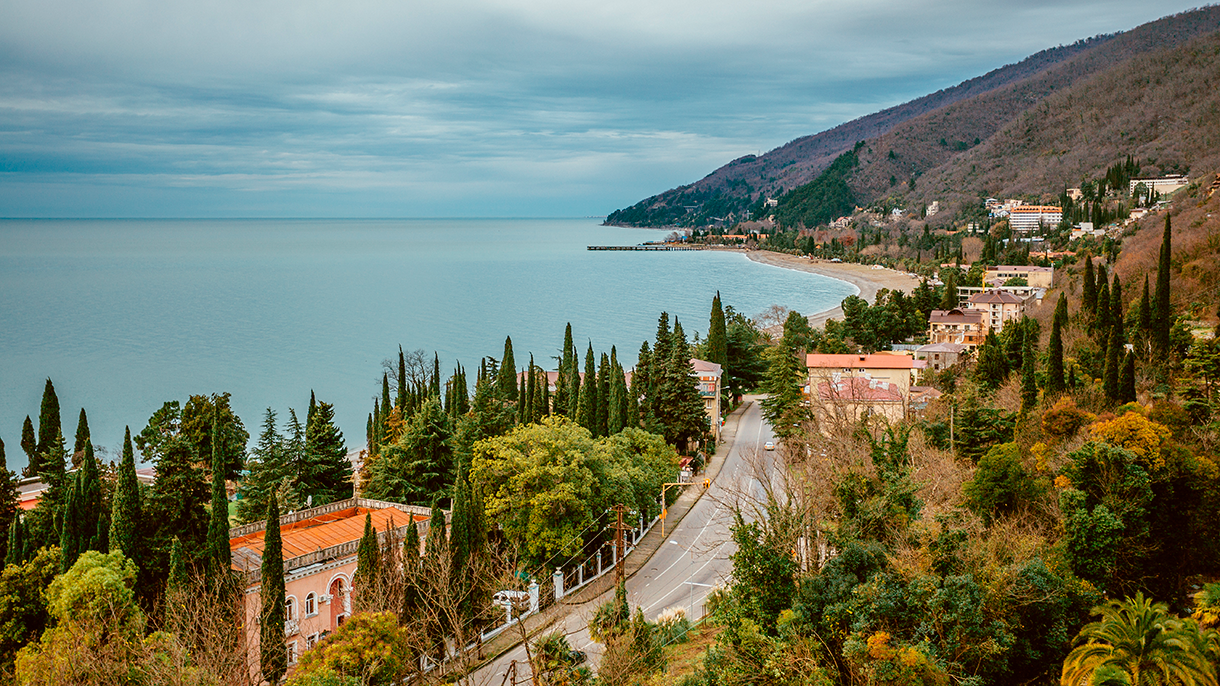 Красочная Абхазия: все что нужно знать о государстве